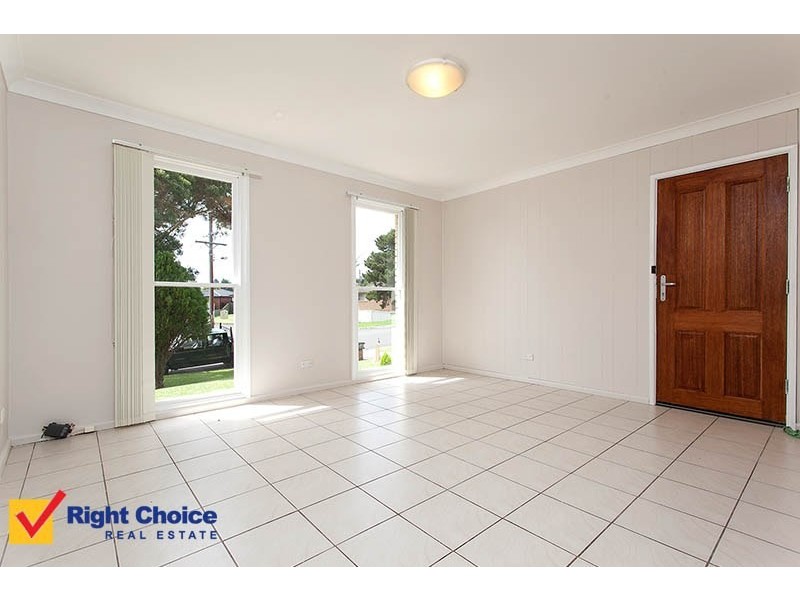40 Loftus Drive, Barrack Heights NSW 2528