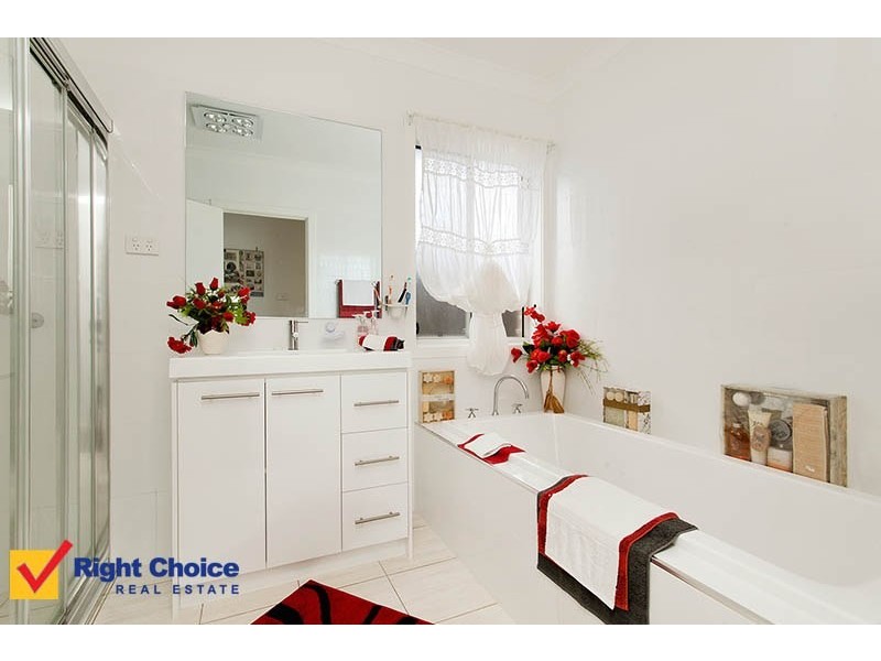 8 Penterong Way, Haywards Bay NSW 2530