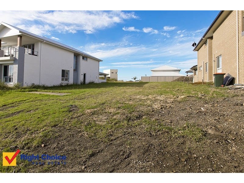 16 Anzac Way, Port Kembla NSW 2505