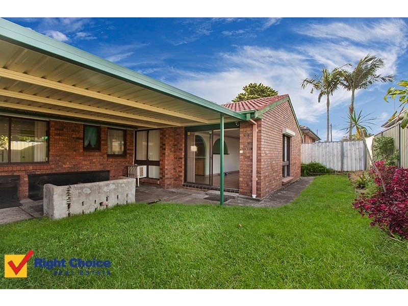 12 Moore Street, Oak Flats NSW 2529