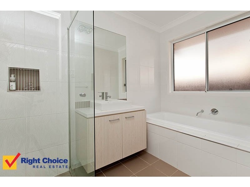 5 Wingello Crescent, Albion Park NSW 2527