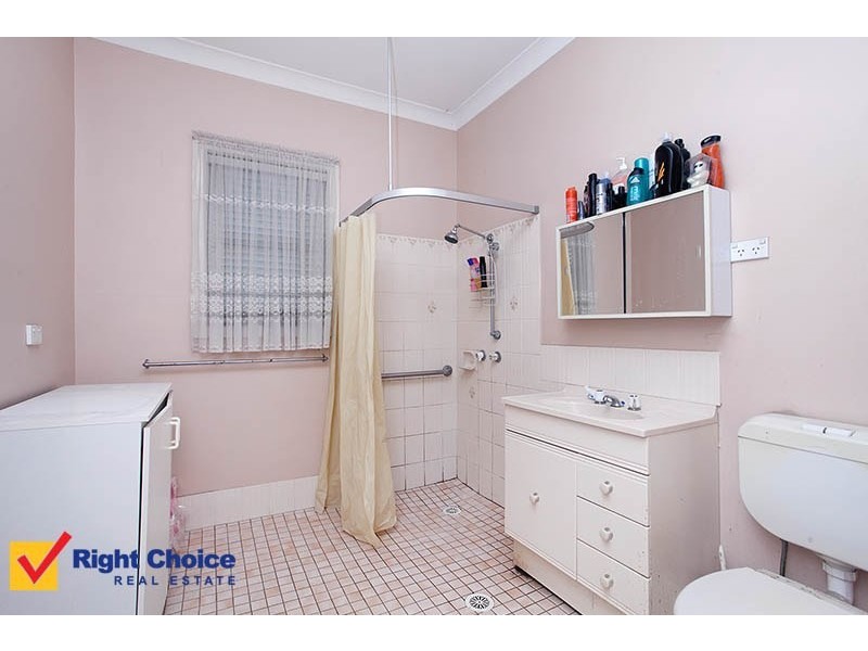 14 Storey Street, Oak Flats NSW 2529