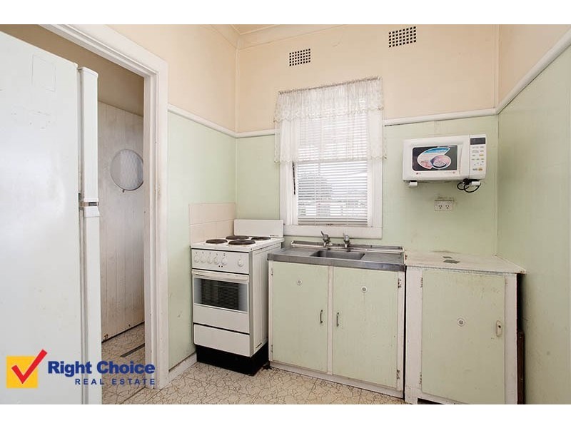 14 Storey Street, Oak Flats NSW 2529
