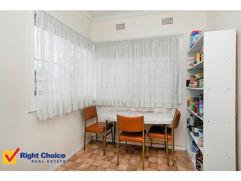 14 Storey Street, Oak Flats NSW 2529