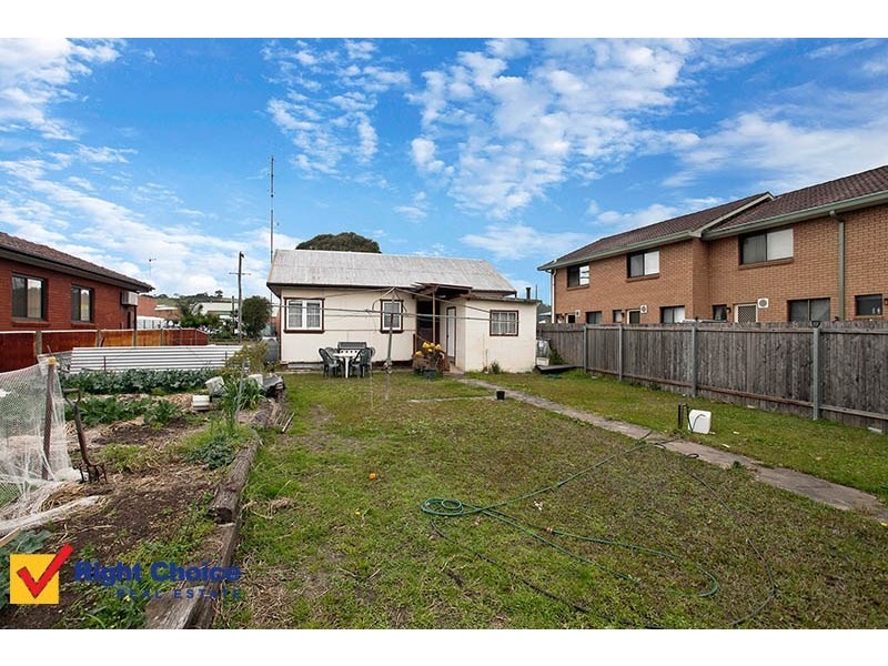 14 Storey Street, Oak Flats NSW 2529