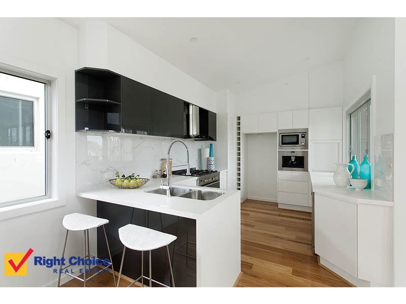 2B Pur Pur Avenue, Lake Illawarra NSW 2528