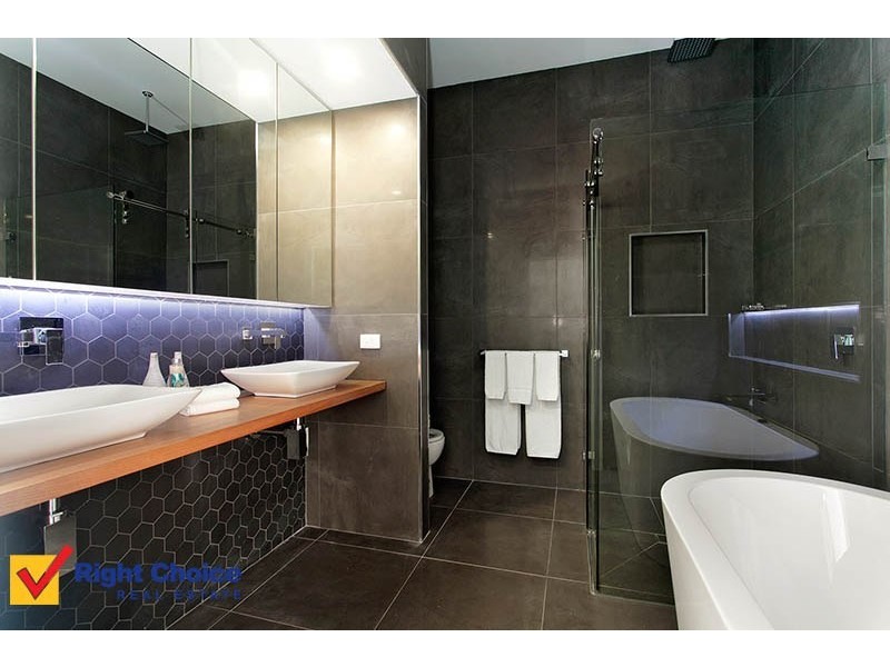 2B Pur Pur Avenue, Lake Illawarra NSW 2528