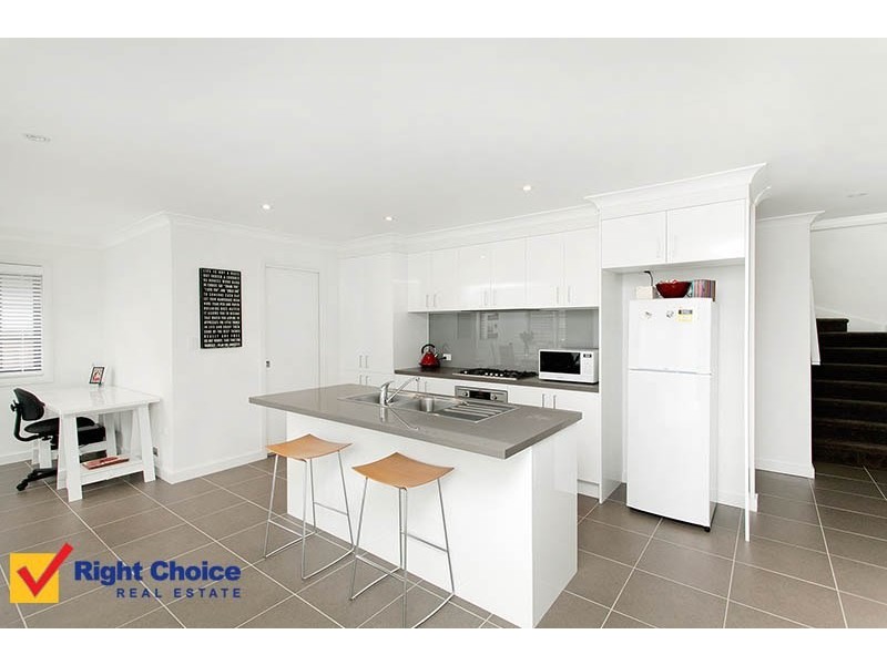 6 Wingello Crescent, Tullimbar NSW 2527