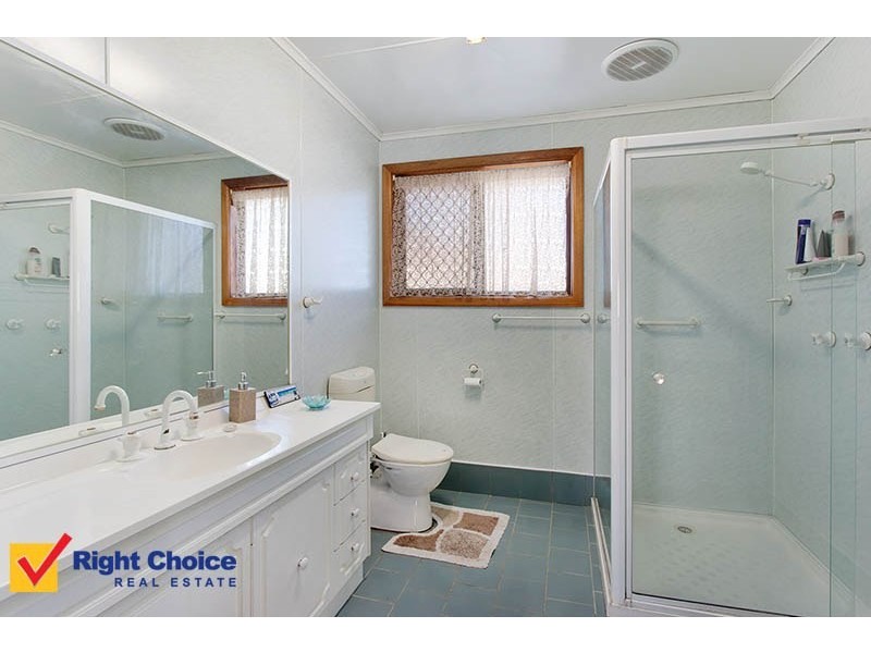 13 Barnes Street, Warilla NSW 2528