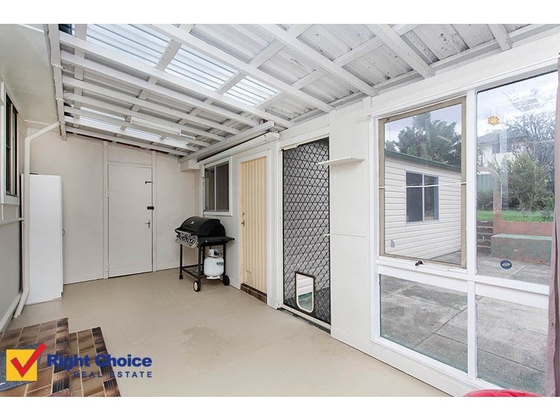 43 Thomas Street, Lake Illawarra NSW 2528