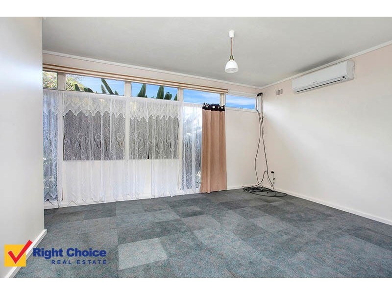 4 The Kings Way, Barrack Heights NSW 2528