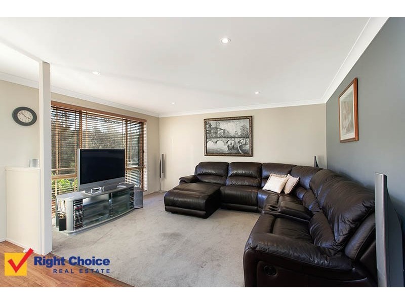 11 Mood Circuit, Albion Park NSW 2527