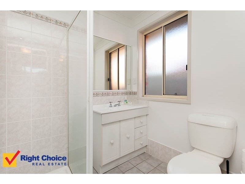 11 Mood Circuit, Albion Park NSW 2527