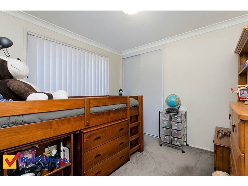 11 Mood Circuit, Albion Park NSW 2527