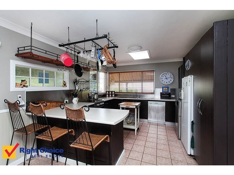 2 Hopetoun Street, Oak Flats NSW 2529