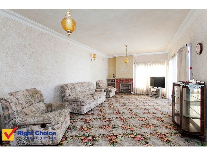 49 Robertson Street, Coniston NSW 2500