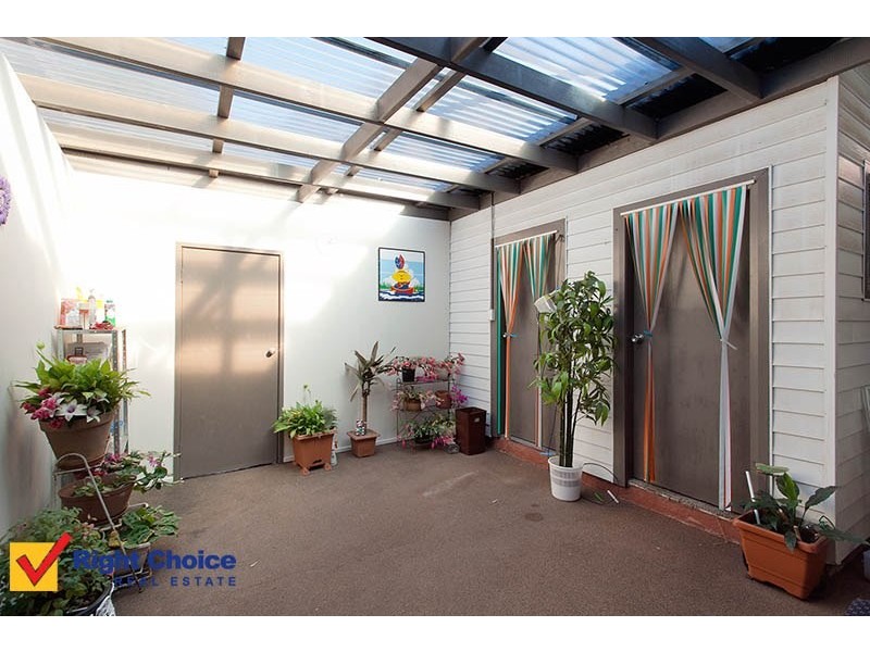 49 Robertson Street, Coniston NSW 2500