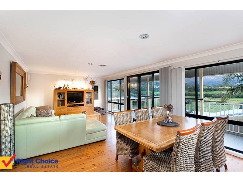 8 Noble Road, Albion Park NSW 2527