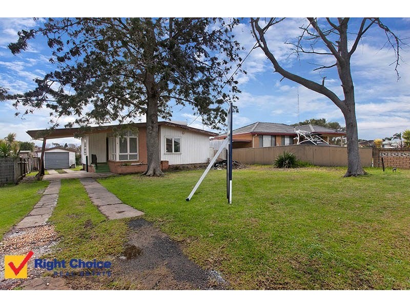 4 Burge Place, Warilla NSW 2528