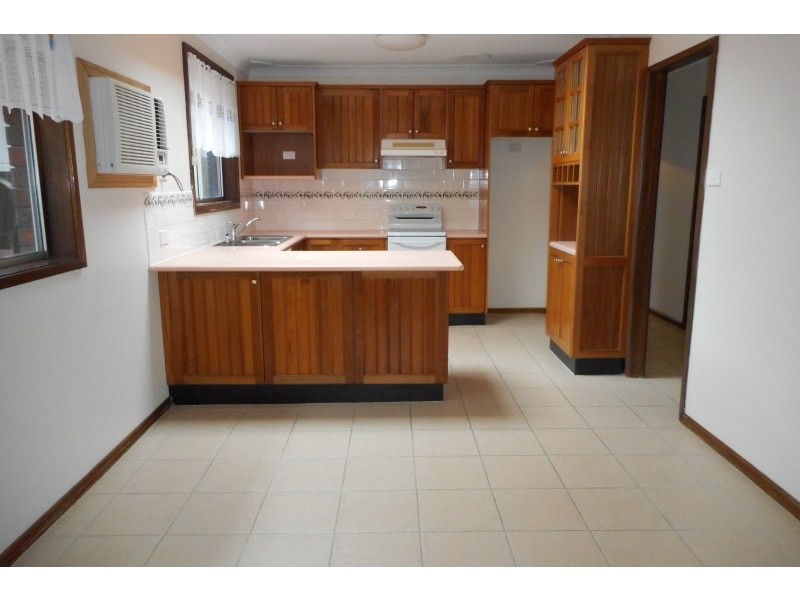 40 Elm Street, Albion Park Rail NSW 2527