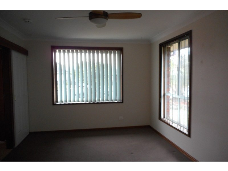 40 Elm Street, Albion Park Rail NSW 2527
