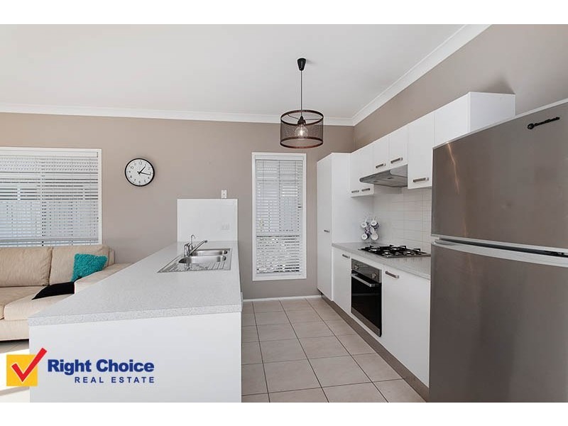 8 Mollymook Street, Albion Park NSW 2527