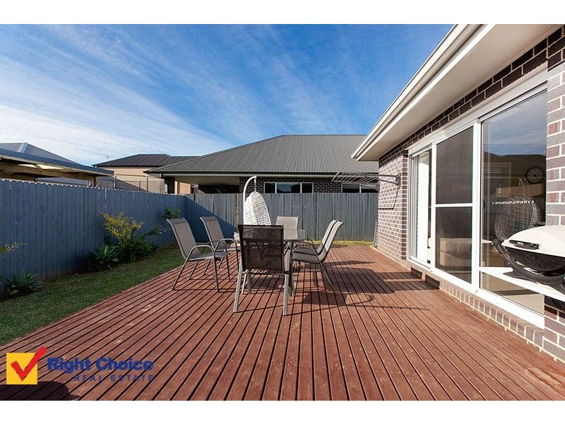 8 Mollymook Street, Albion Park NSW 2527