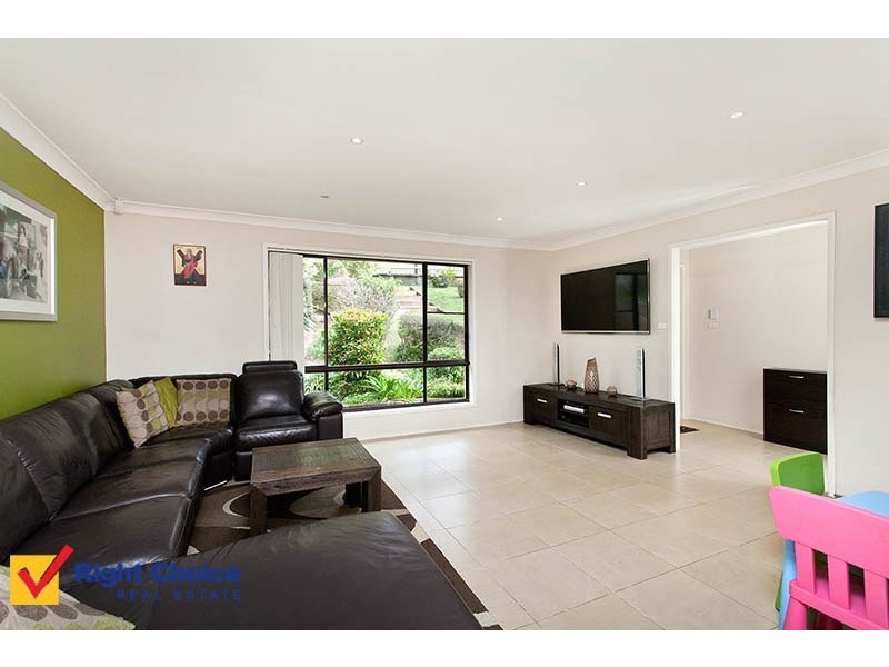 15 Plumwood Crescent, Cordeaux Heights NSW 2526