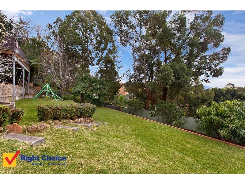 15 Plumwood Crescent, Cordeaux Heights NSW 2526