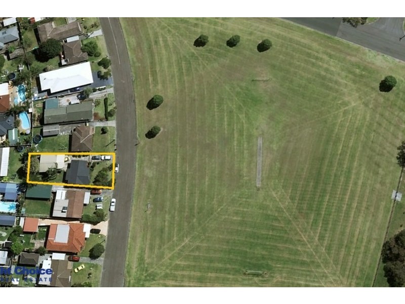 16 Freeman Parade, Mount Warrigal NSW 2528