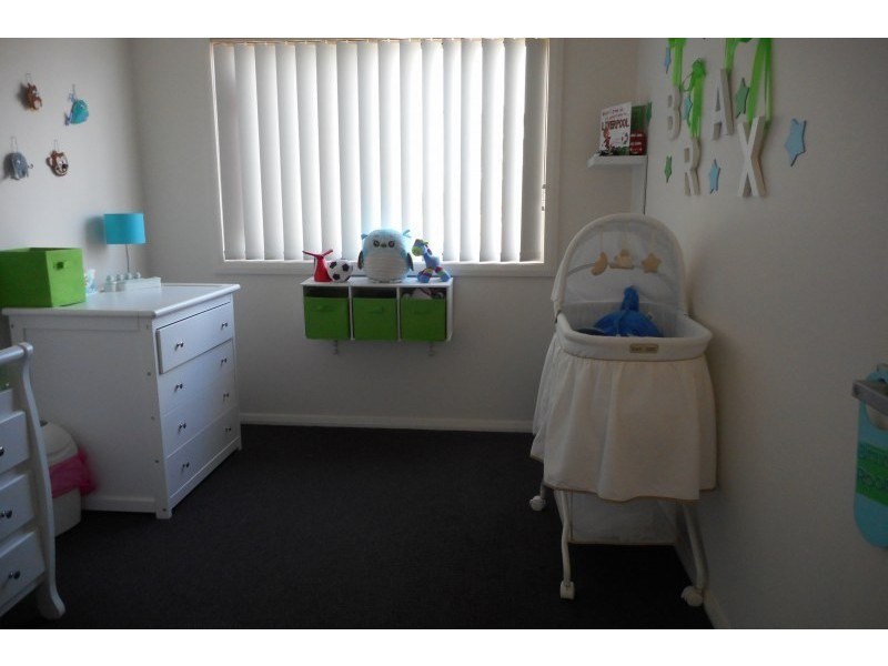 2/3 Banksia Avenue, Albion Park Rail NSW 2527