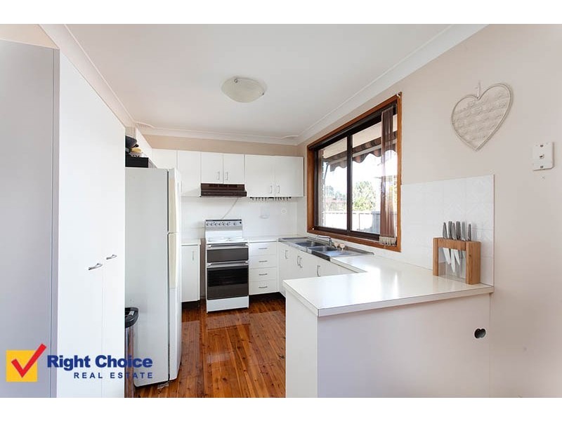 2 Moras Place, Lake Illawarra NSW 2528