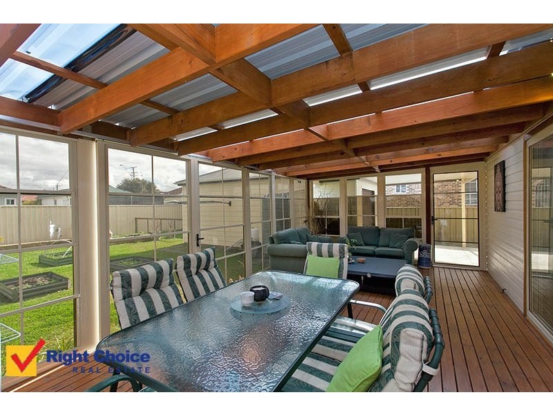 14 Brian Avenue, Warilla NSW 2528