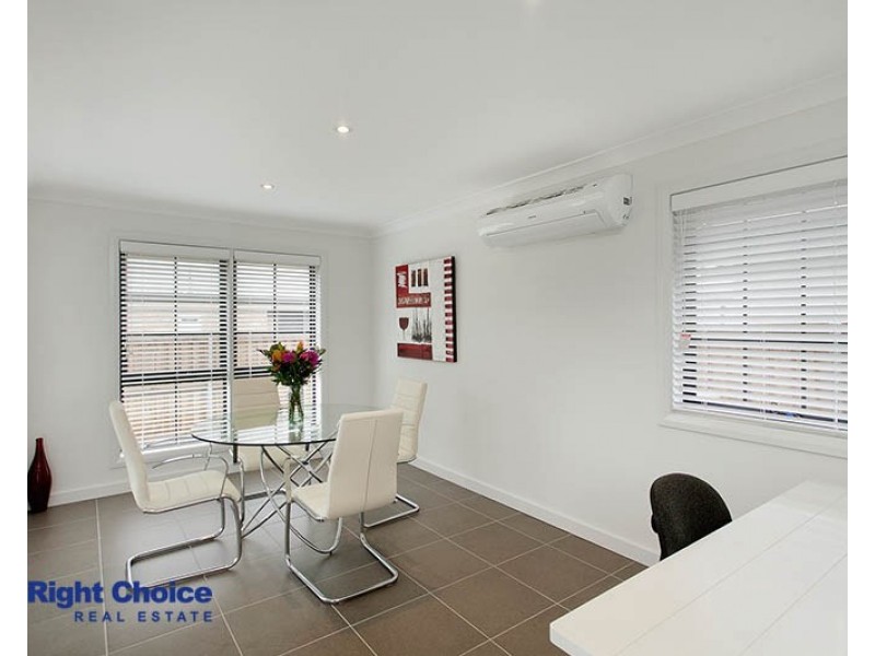 6 Wingello Crescent, Tullimbar NSW 2527