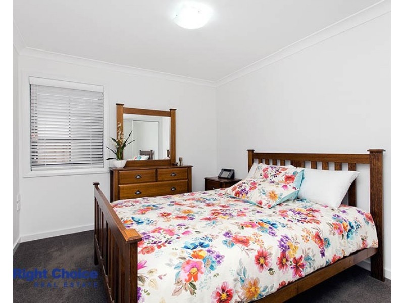 6 Wingello Crescent, Tullimbar NSW 2527