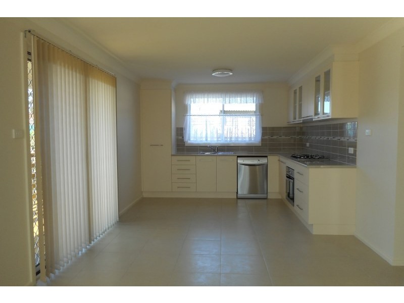 19A Veronica Street, Warilla NSW 2528