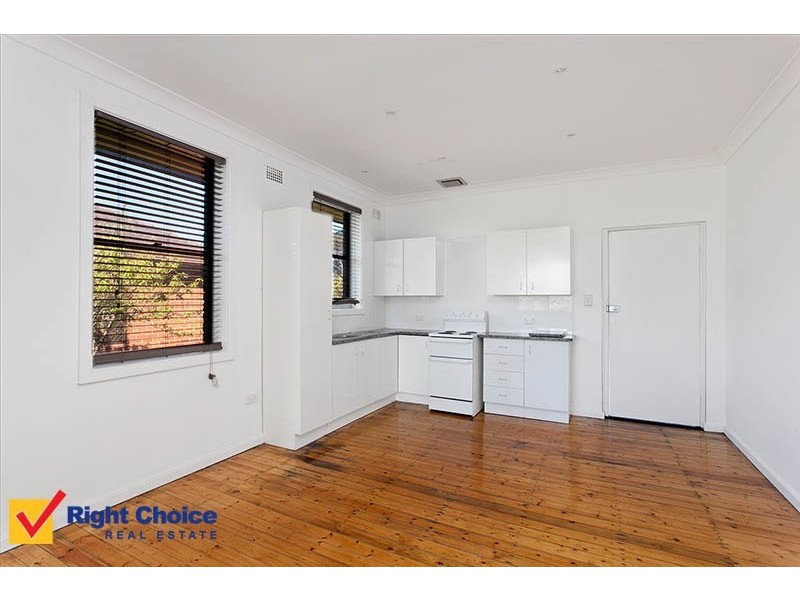 155 Flagstaff Road, Lake Heights NSW 2502