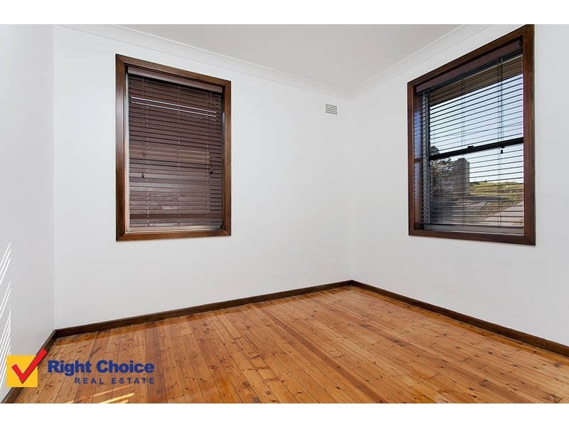 155 Flagstaff Road, Lake Heights NSW 2502