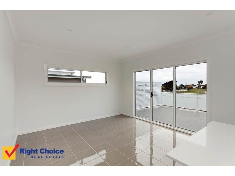 1/8 Brooks Terrace, Kanahooka NSW 2530