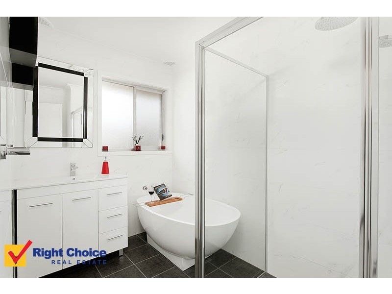 3 Fir Crescent, Albion Park Rail NSW 2527