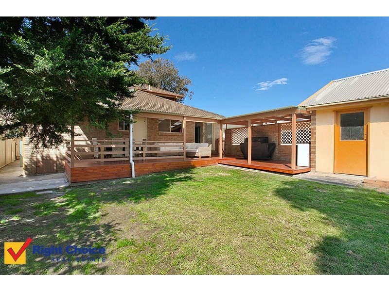 3 Fir Crescent, Albion Park Rail NSW 2527