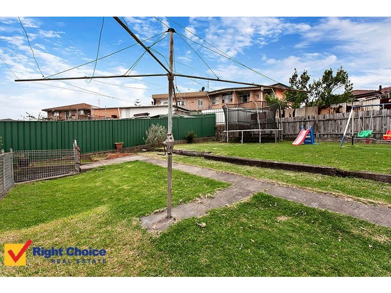 5 Mirrabooka Road, Lake Heights NSW 2502