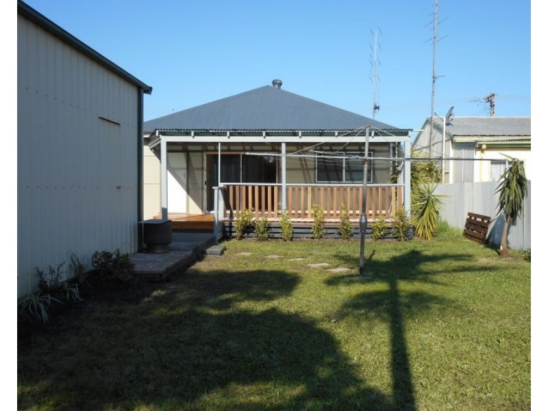 3 Susan Avenue, Warilla NSW 2528