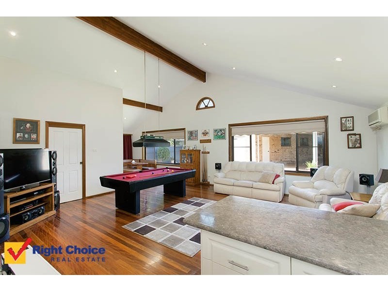 30 Minda Crescent, Oak Flats NSW 2529