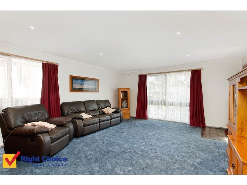 30 Minda Crescent, Oak Flats NSW 2529