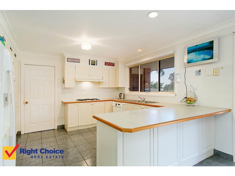 8 Supply Court, Albion Park NSW 2527