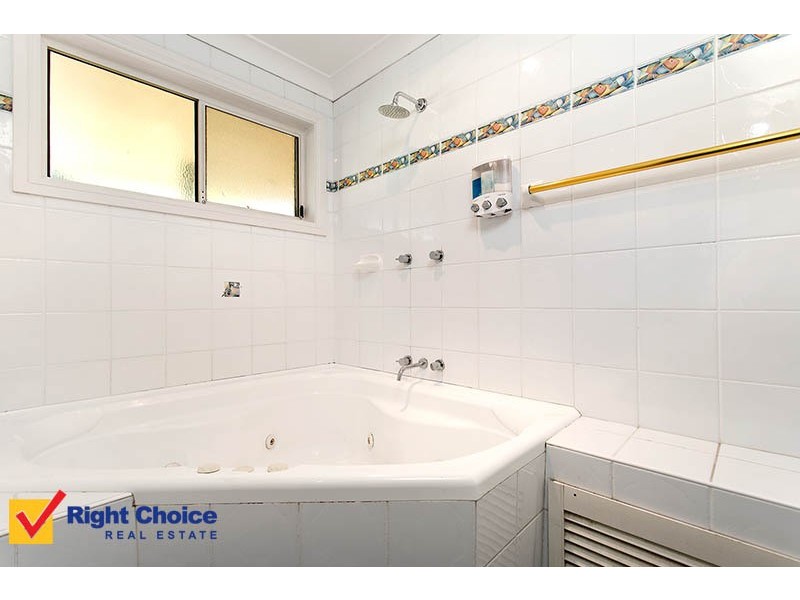 8 Supply Court, Albion Park NSW 2527