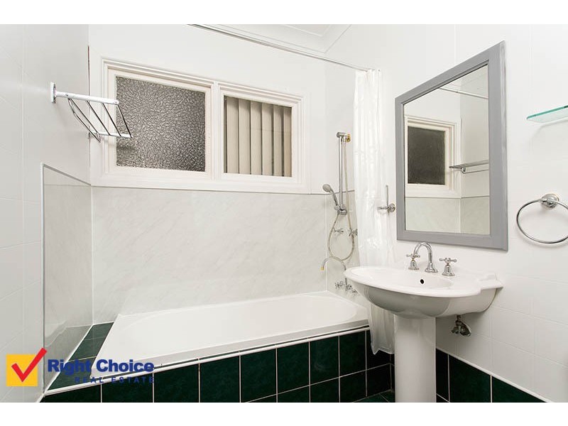 53 Lake Entrance Road, Warilla NSW 2528