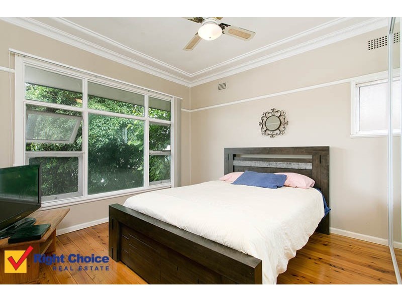 53 Lake Entrance Road, Warilla NSW 2528