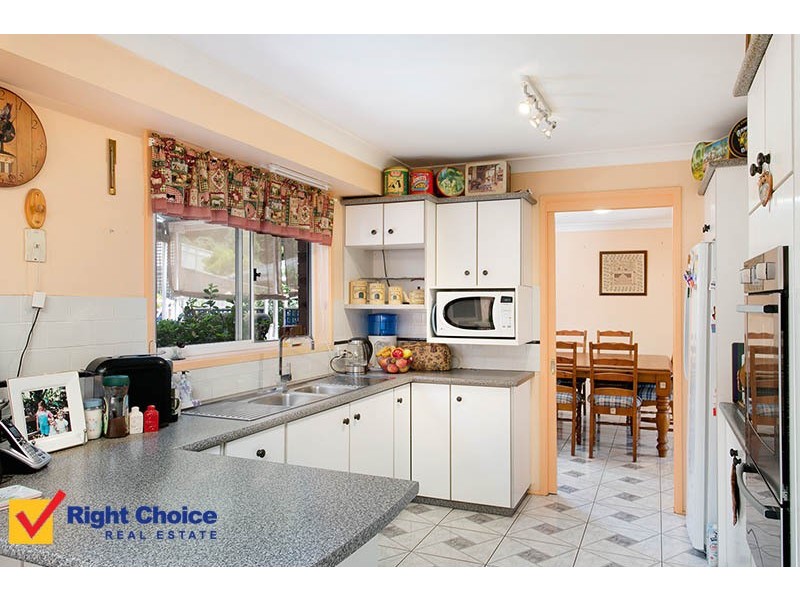 10 Burnett Place, Albion Park NSW 2527